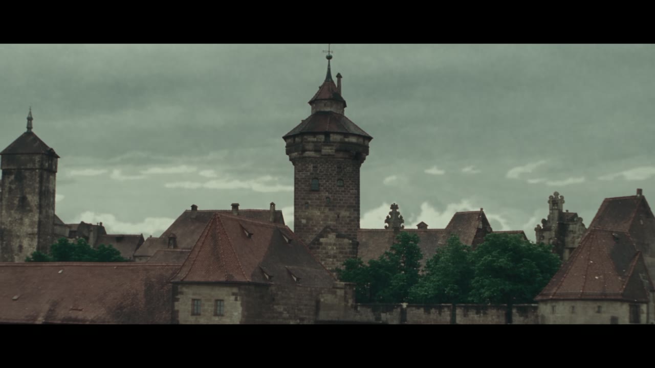 Kaspar Hauser in period costume and a top hat, from the project teaser